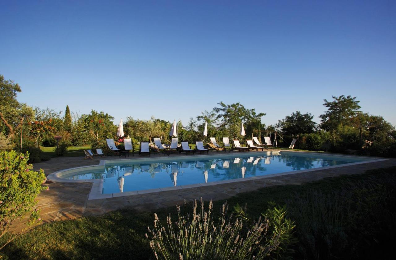 Agriturismo Le Calle 奇尼基亚诺 外观 照片
